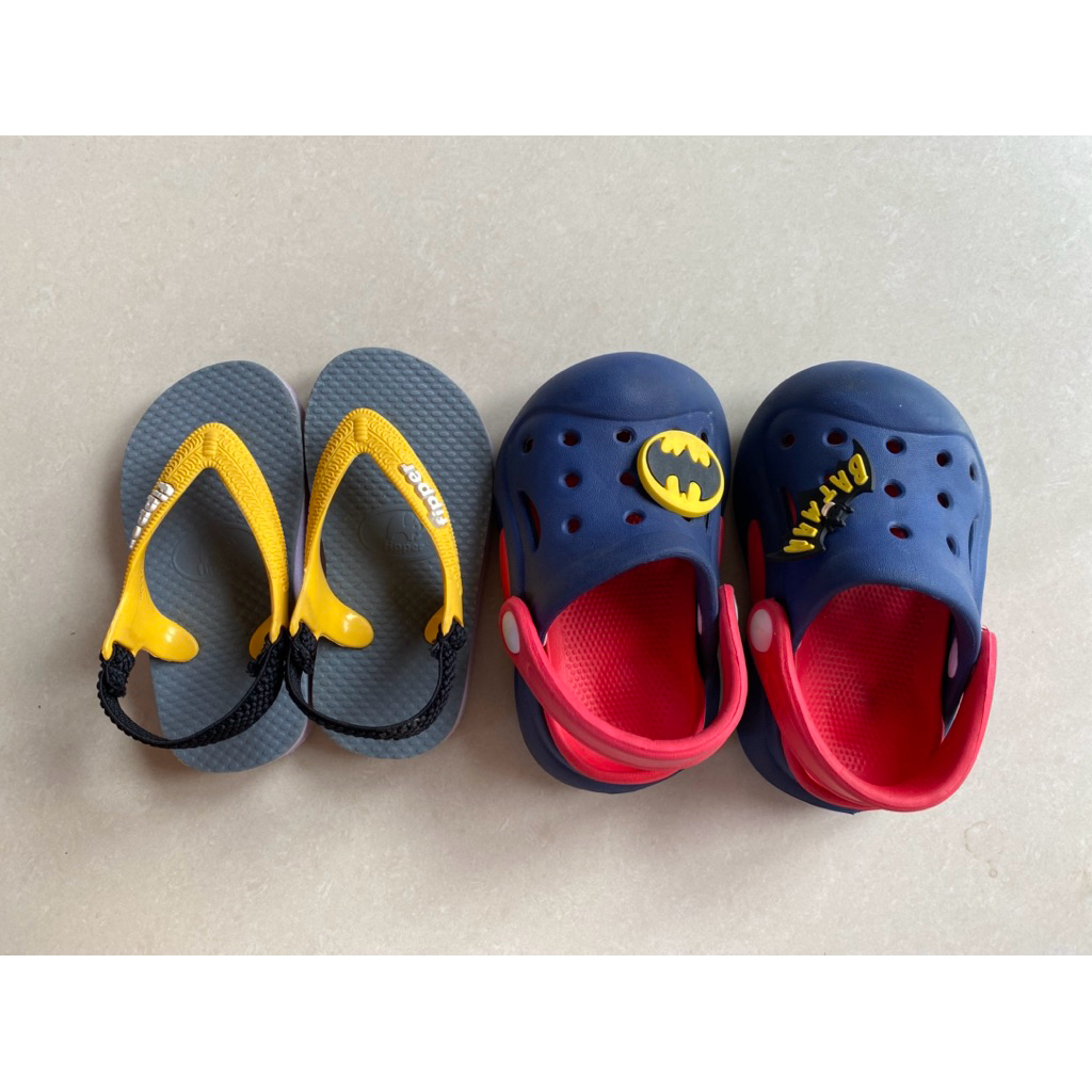 Fipper Sandals (free slip on)