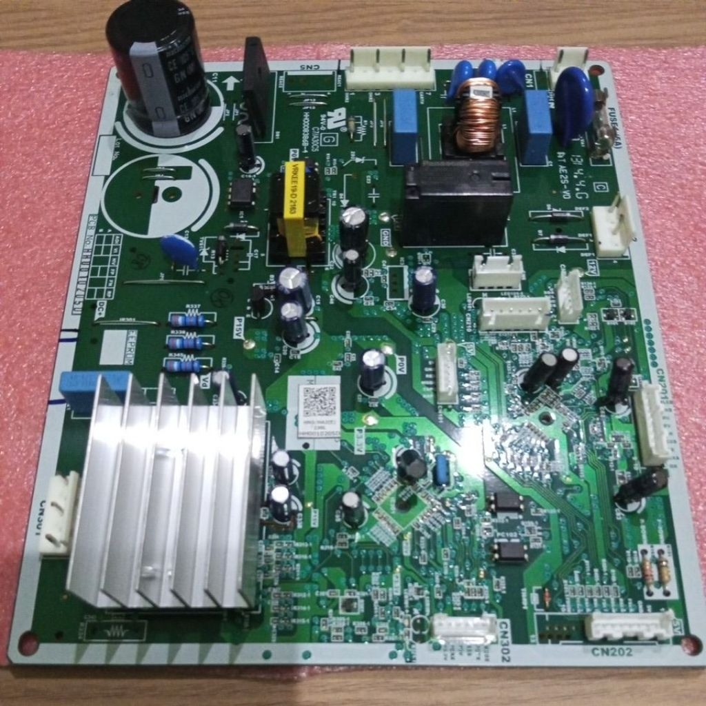 modul PCB kulkas Hitachi seri HH0010205D