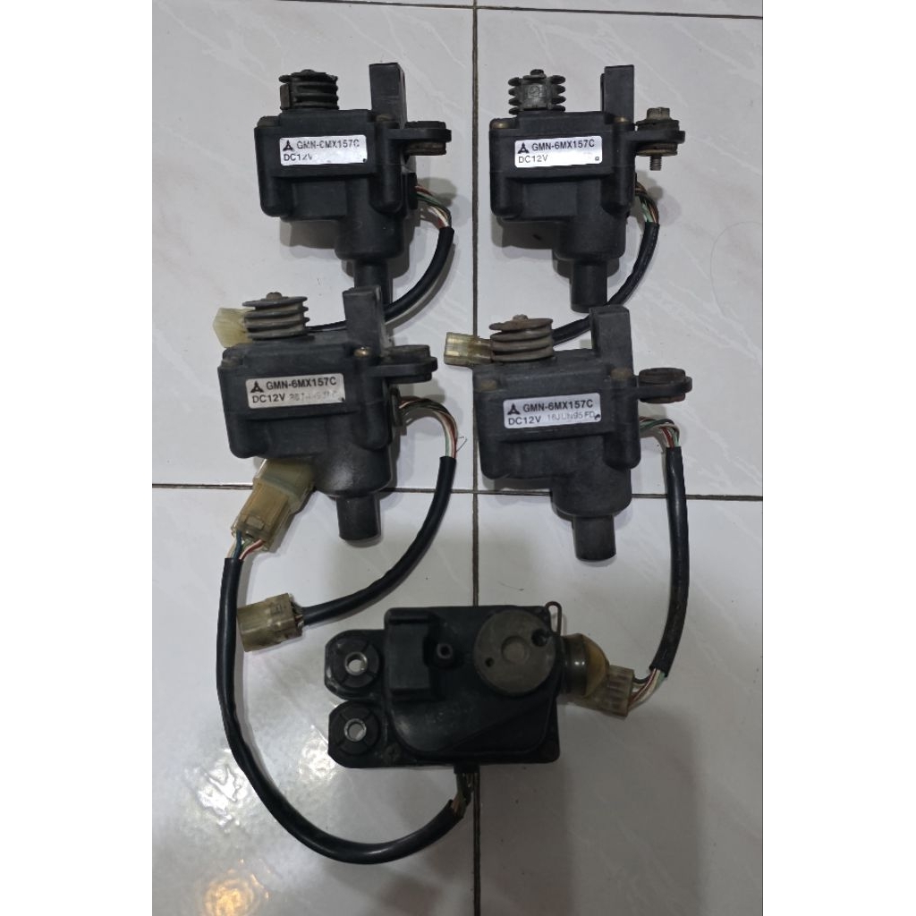 Servo NSR R RR SP