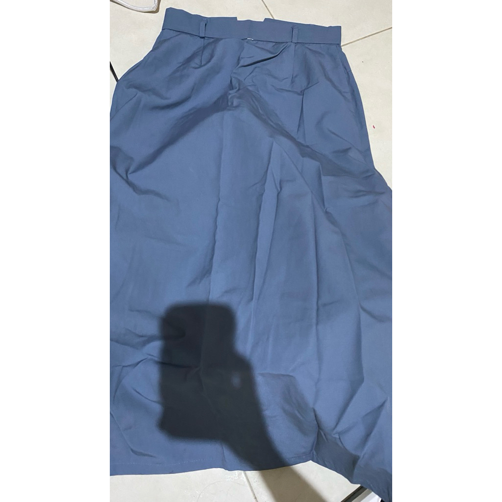 rok seragam preloved/bekas abu SMA span ukuran M