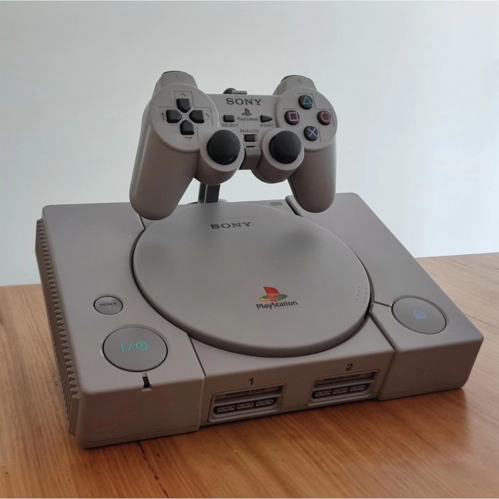 Dudukan / Stand Display Playstation 1 Dudukan Pajangan Playstation 1 PSX
