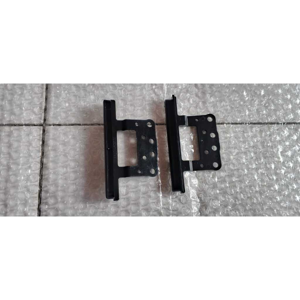 Breket Tape Double din player Avanza xenia Original