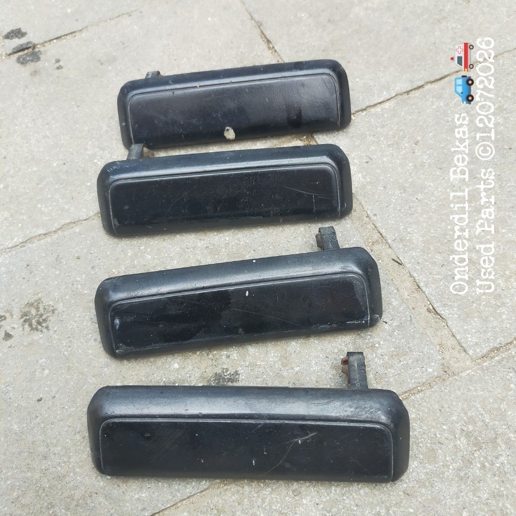 handle pintu Suzuki Forsa GLX