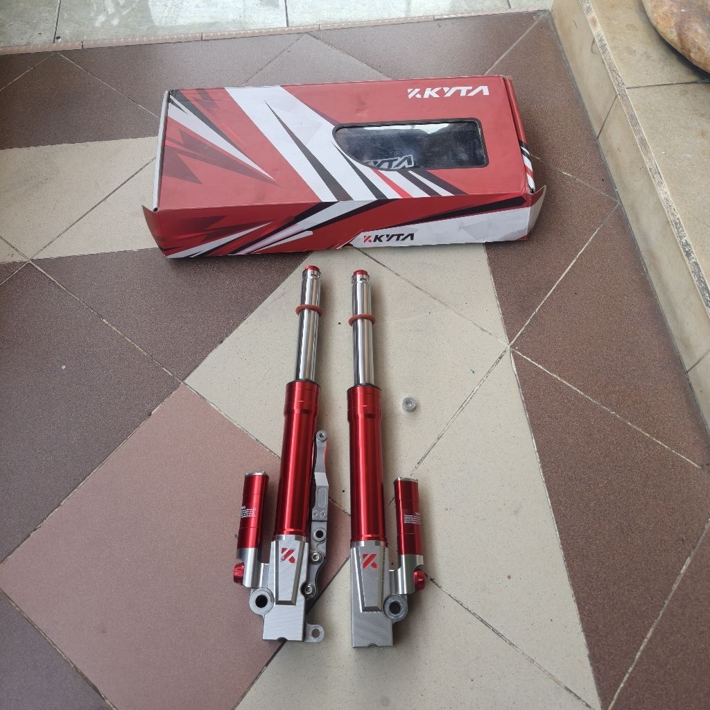 Shock KTC KYTA Depan Honda Vario 125 150 LED Old KZR Second Bekas Seken Original Ori SFF05 SFF-05 Ky