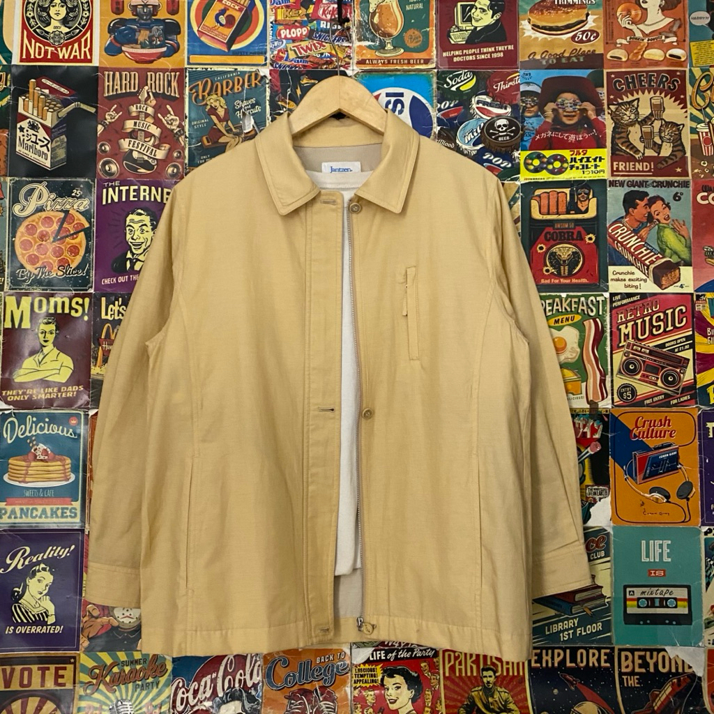 jaket jantzen size M