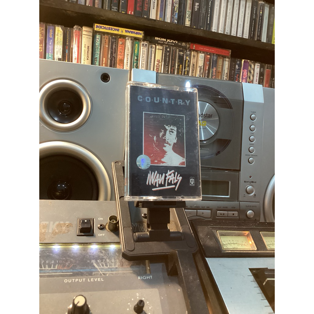 kaset pita iwan fals album country