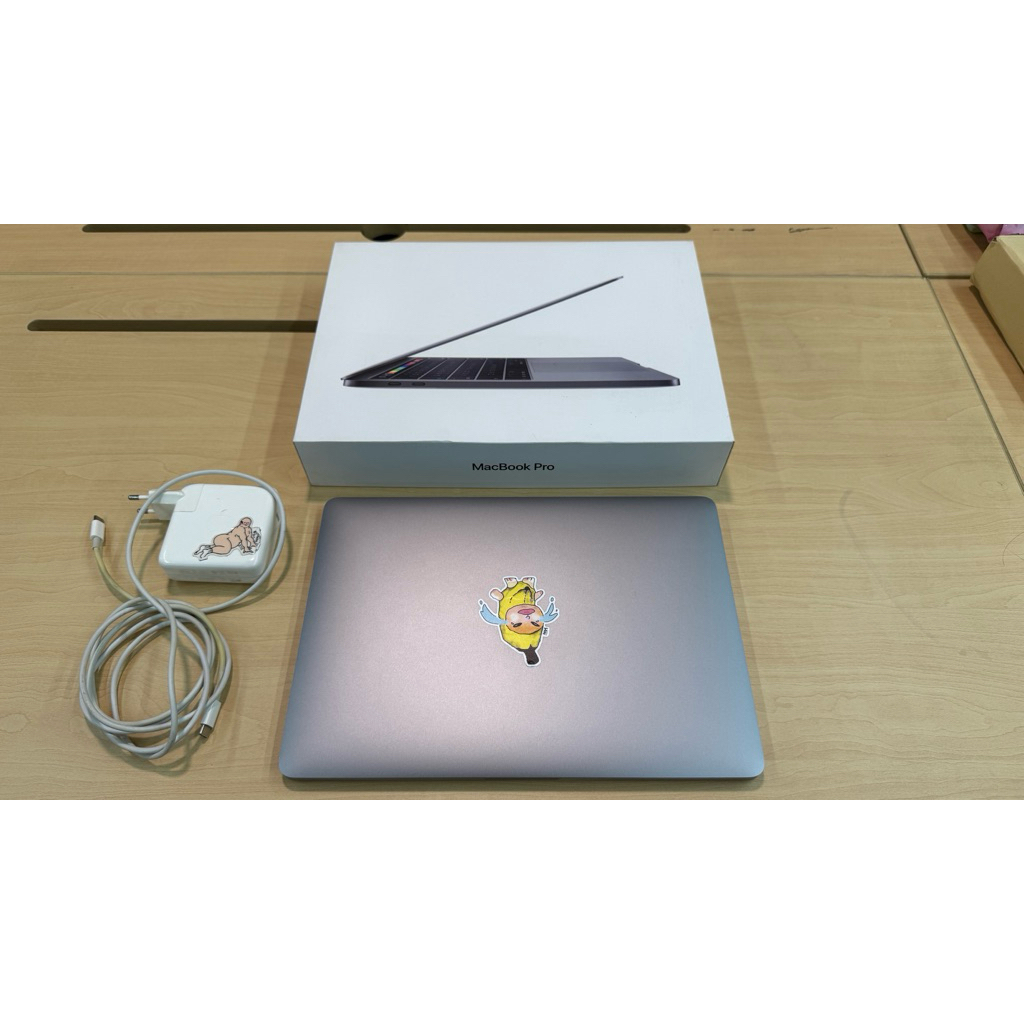 Macbok pro 13 inch 2018