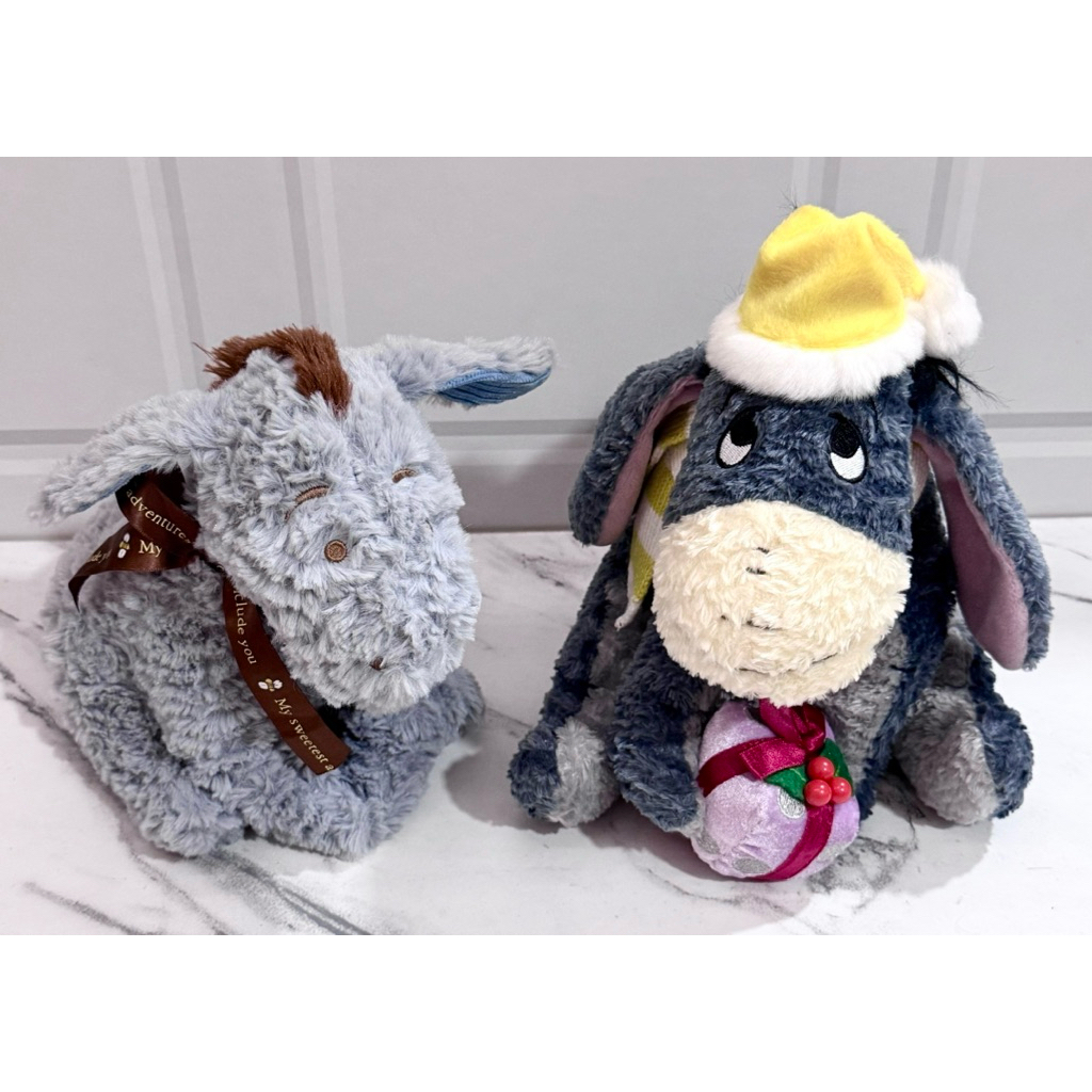 Boneka Plushie Eeyore Happy Holidays Edition Hongkong Disneyland & Classic Eeyore Fluffy Disney Baby