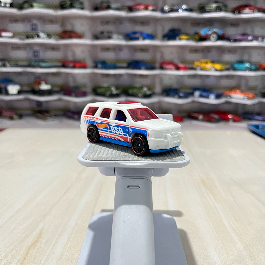 Hotwheels Chevy Tahoe Loose 99%
