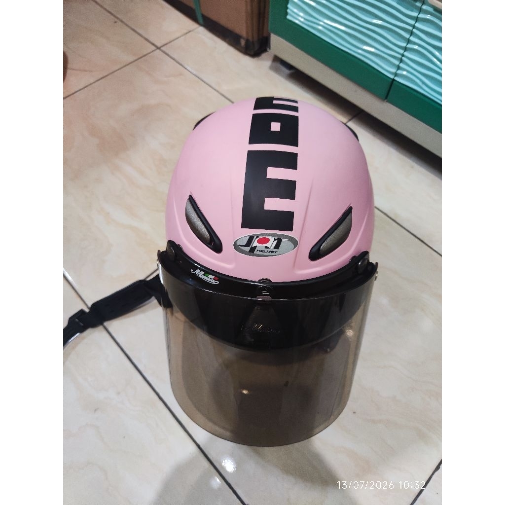 Helm JPM momo