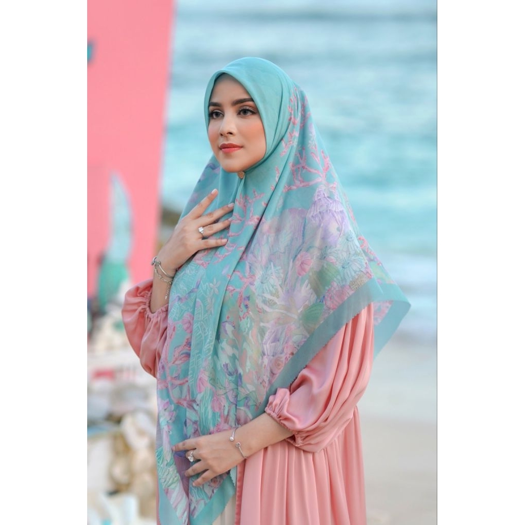 [READY] Buttonscarves Syari/XL As Is Mermaid Teil, Hermosa Lewisa, Xanadu Honey