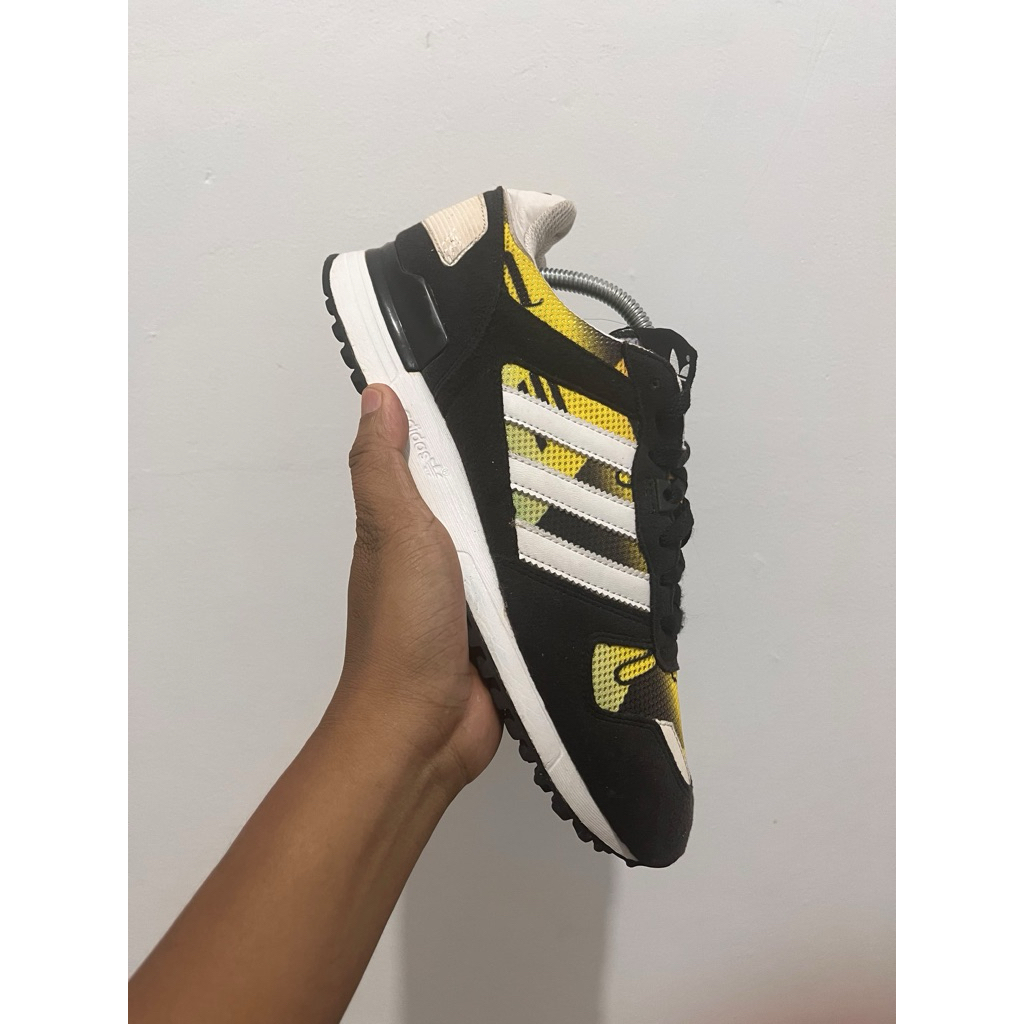 Sepatu Adidas ZX second