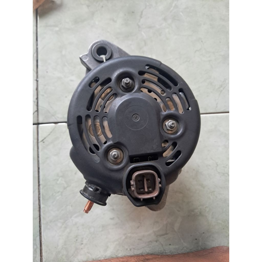 Dinamo ic/alternator toyota rash