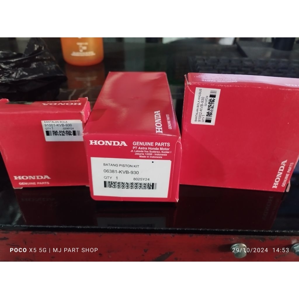 06381KVB930 + 91001KVB930 + 91002 KVB930 / STANG SEHER SET VARIO KARBU