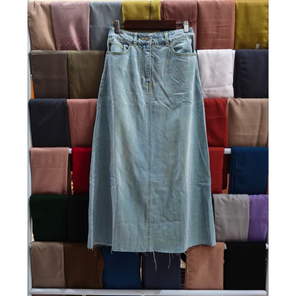 Rok jeans dust Sabai wanita