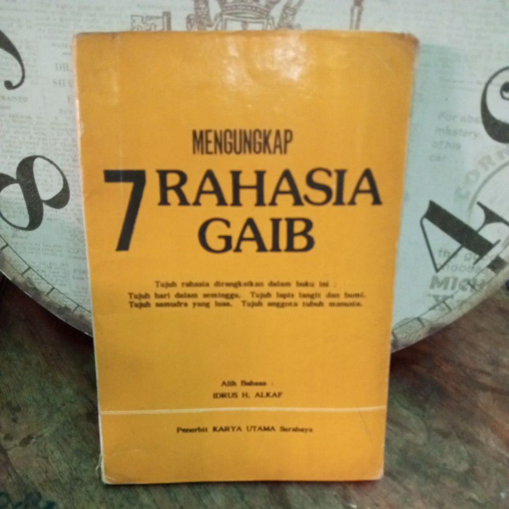 buku 7 rahasia gaib .