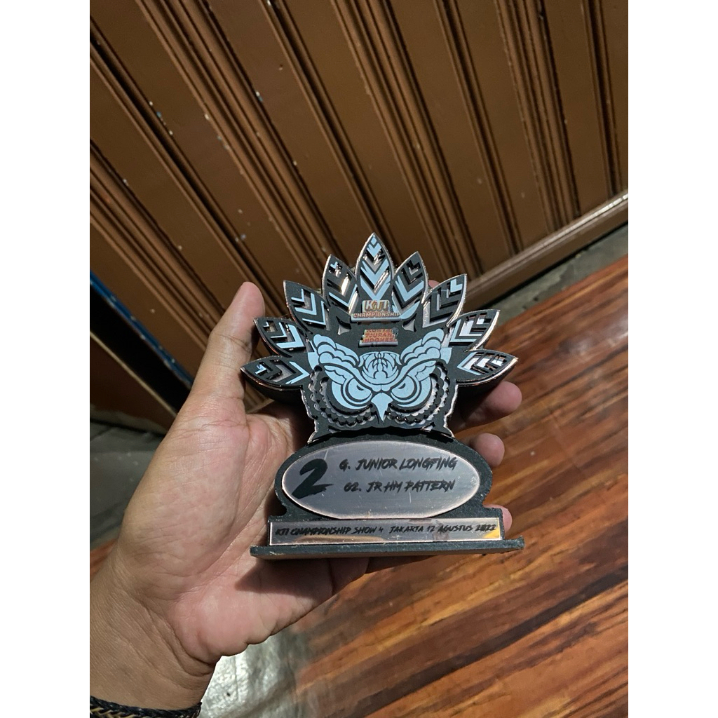 Piala cupang Argensi Owlbogor
