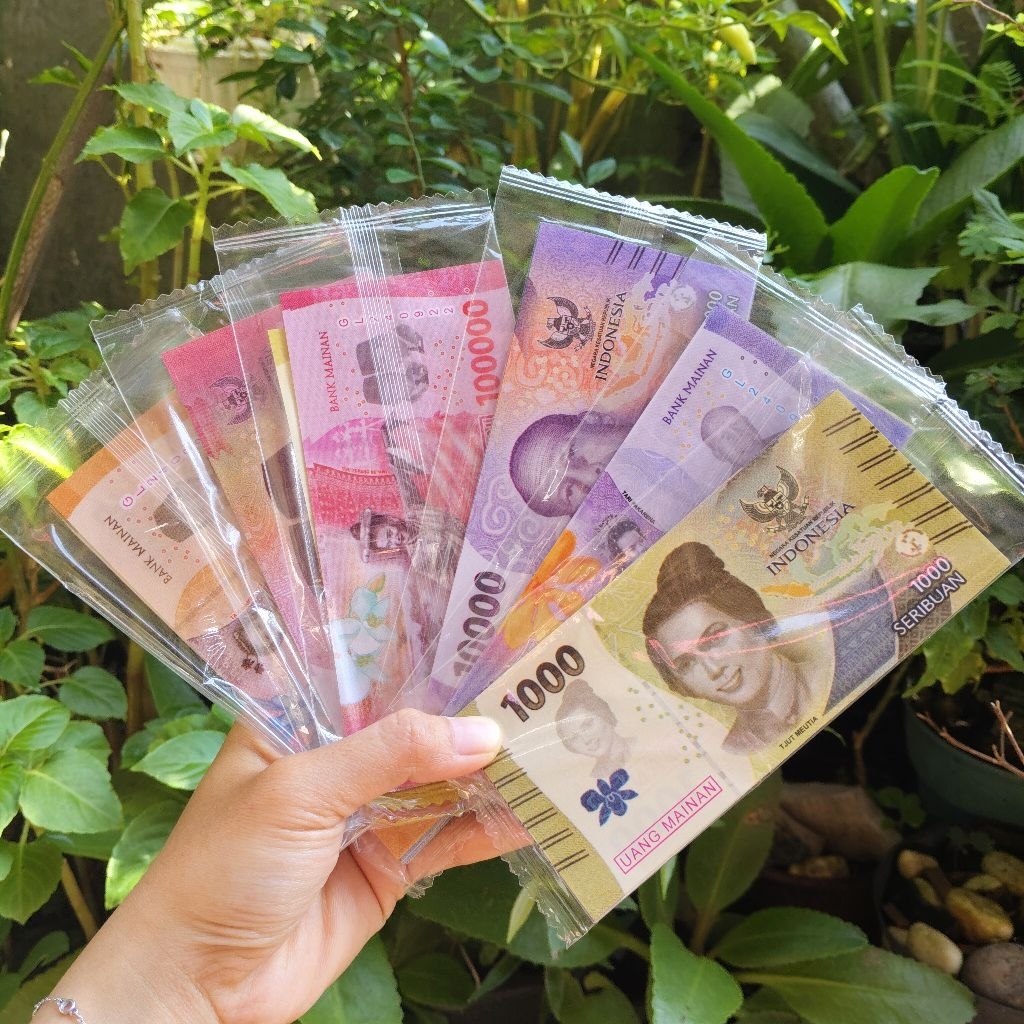 12bks / uang mainan / uang mainan mirip asli / uang mainan nominal campur
