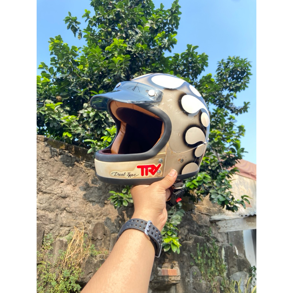 Helm Trx Custom Flame