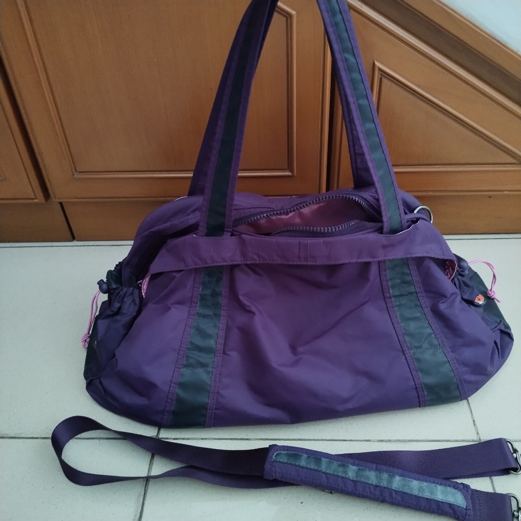 [Preloved] Gym Bag Travel Bag Nike Original