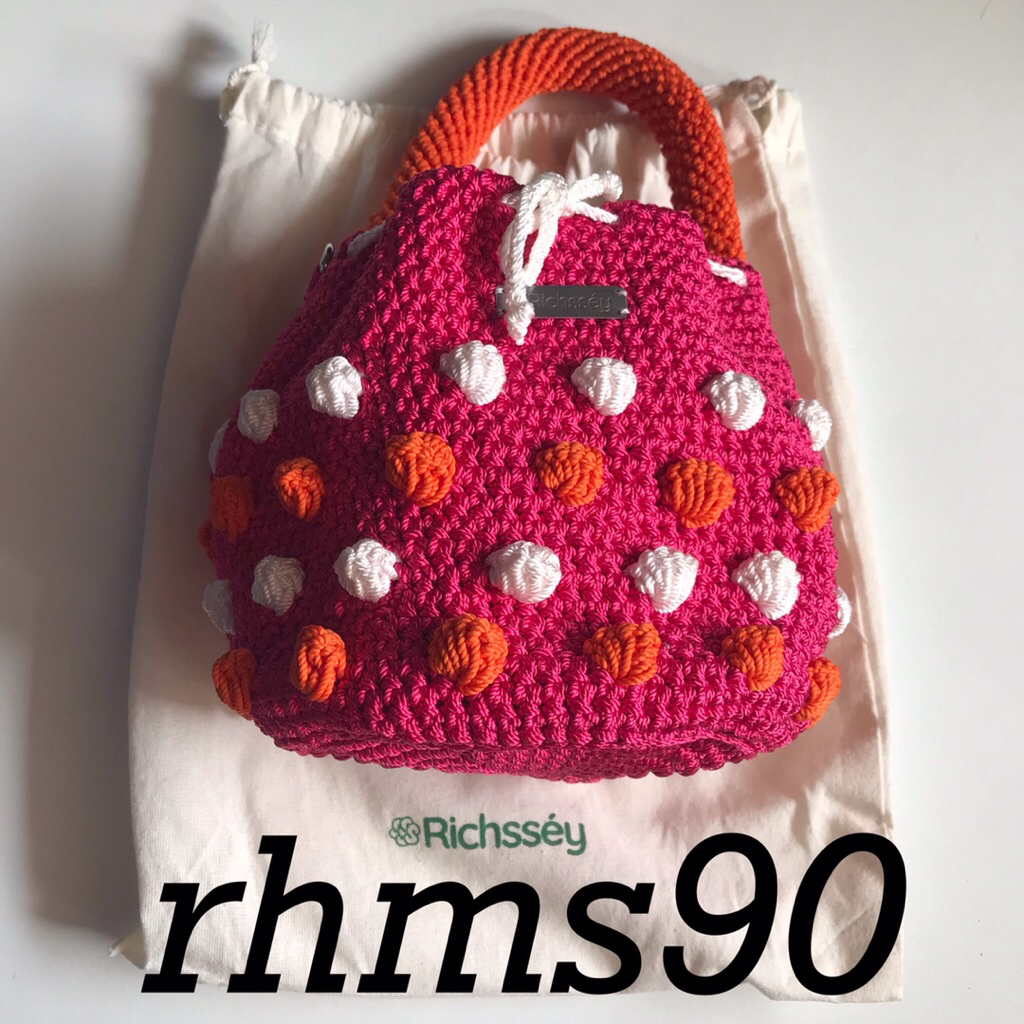 RICHSSEY TAS RAJUT MOIRA BUCKET BAG