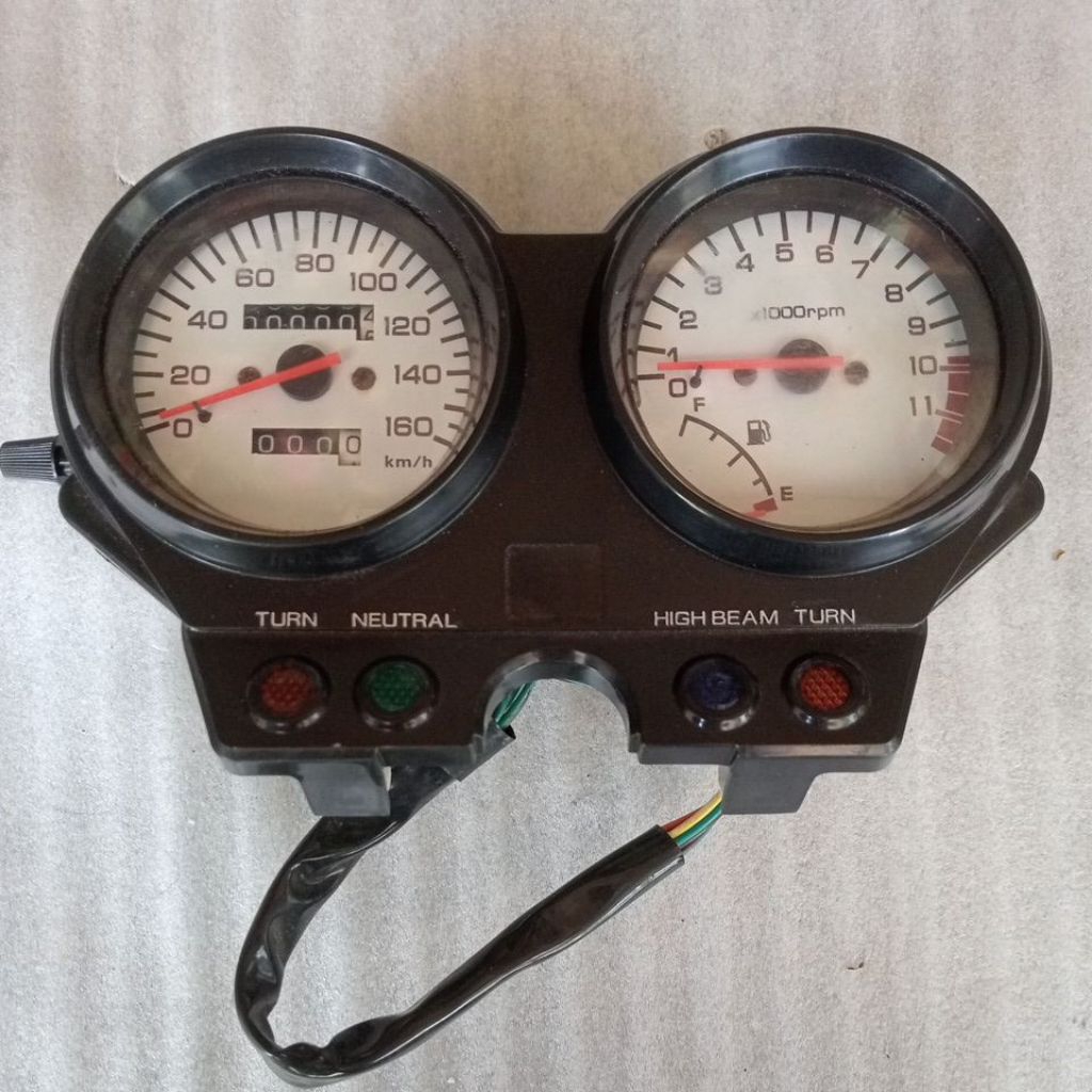 speedometer kilometer KM Honda Megapro hiu Megapro lama baru