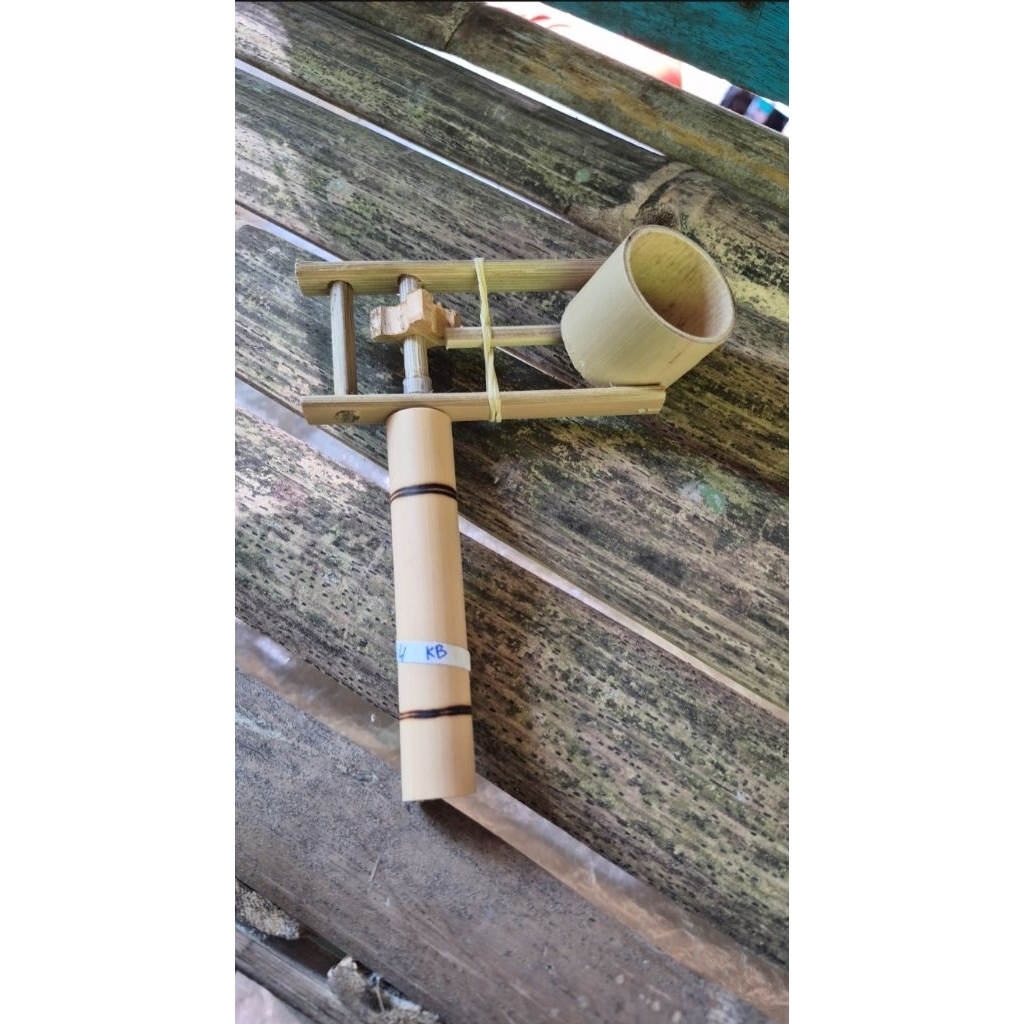 Mainan Etek-etek bambu