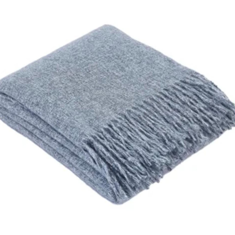 INFORMA MELYN SELIMUT THROW POLYSTER 130X150CM