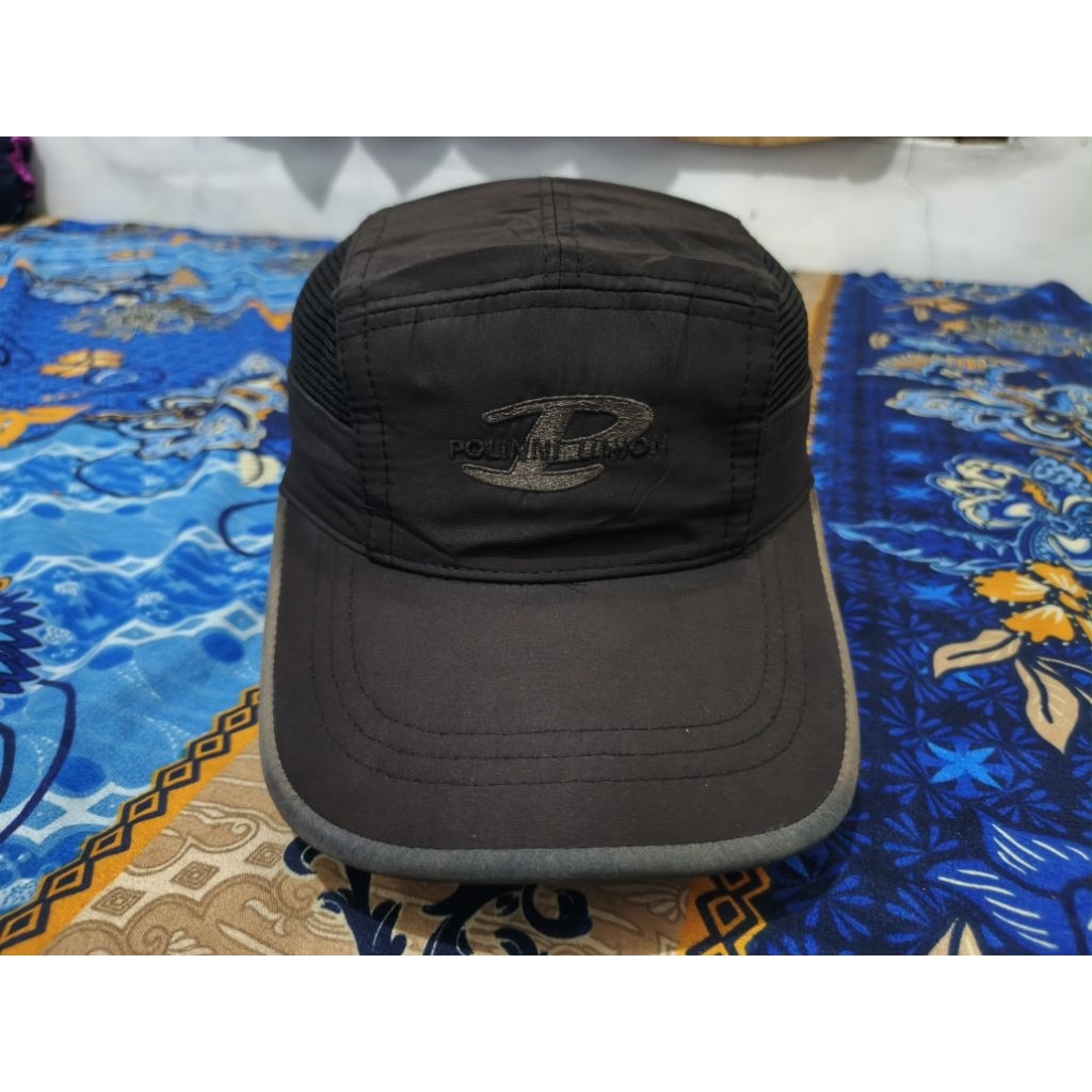 topi second running POLINNI