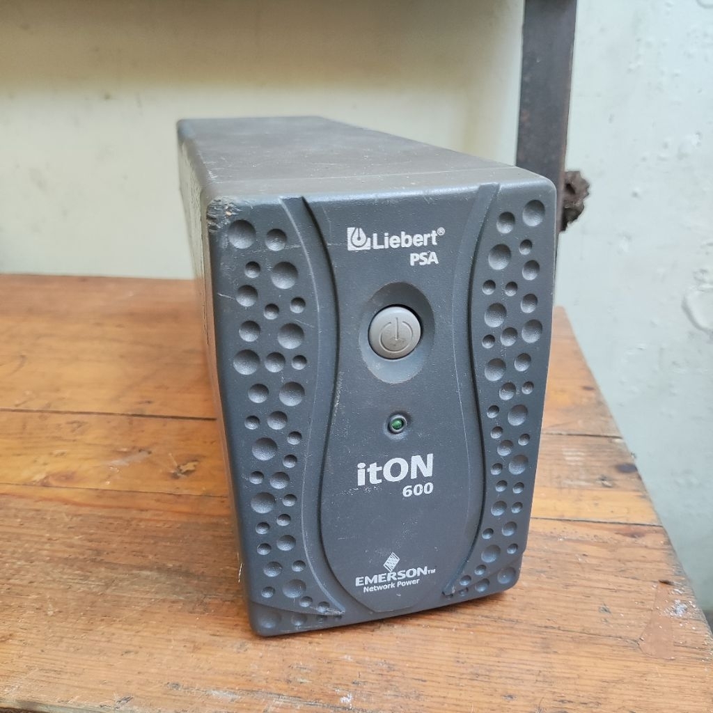 LIEBERT PSA ITON 600 EMERSON UPS 600VA ORIGINAL