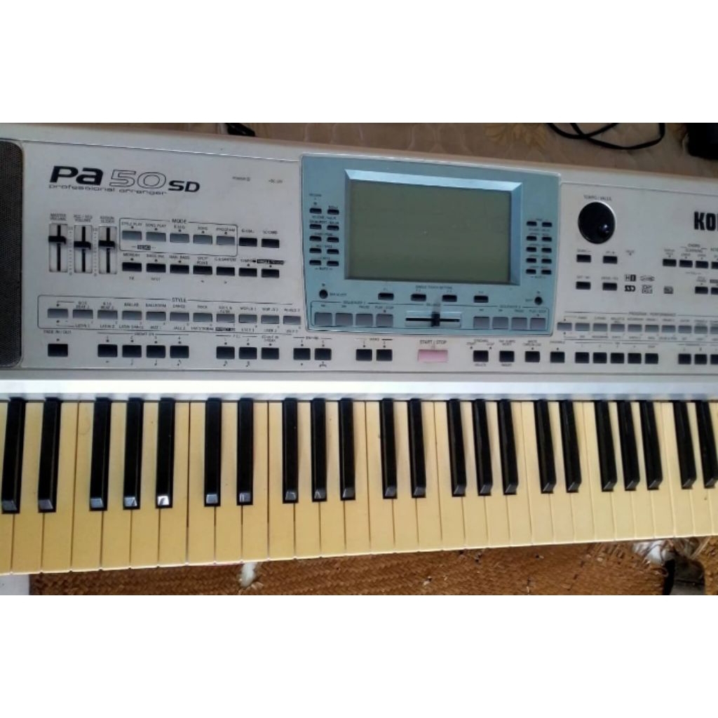 KORG PA50 SD