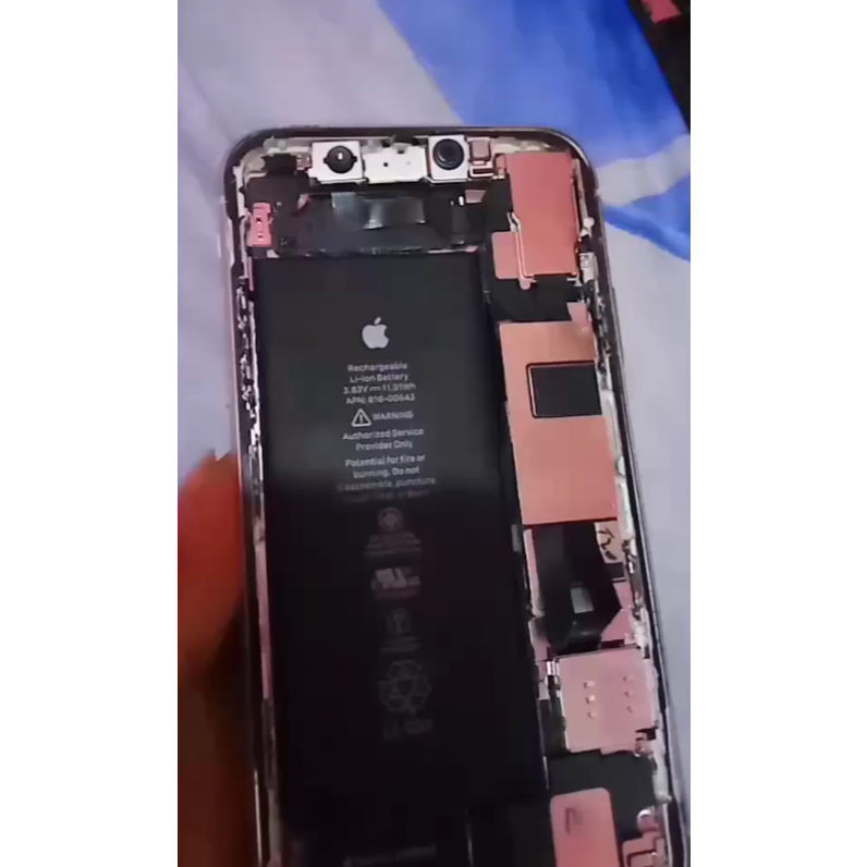 IPHONE 11 MATOT