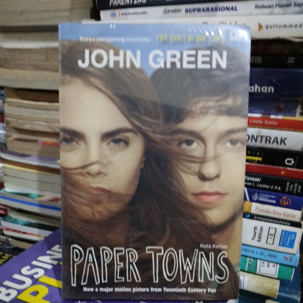 Novel Paper Towns