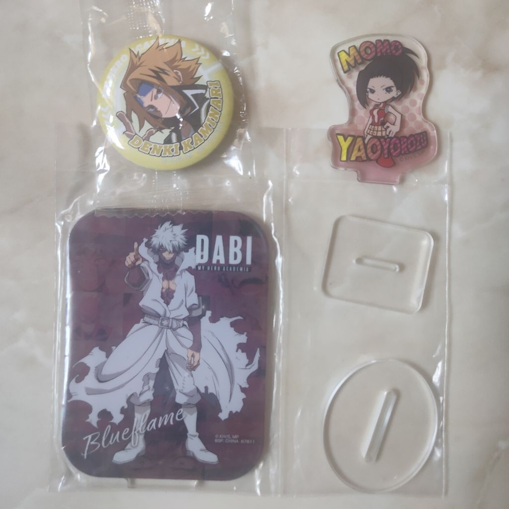 Official My Hero Academia | Boku No Hero Academia Merch Pin Acrylic Standee