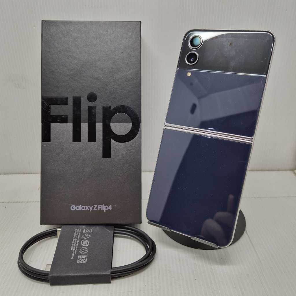 BESPOKE EDITION SAMSUNG GALAXY Z FLIP 4 5G 8/256 BESPOKE EDITION FULLSET SEIN MULUS SIAP PAKAI