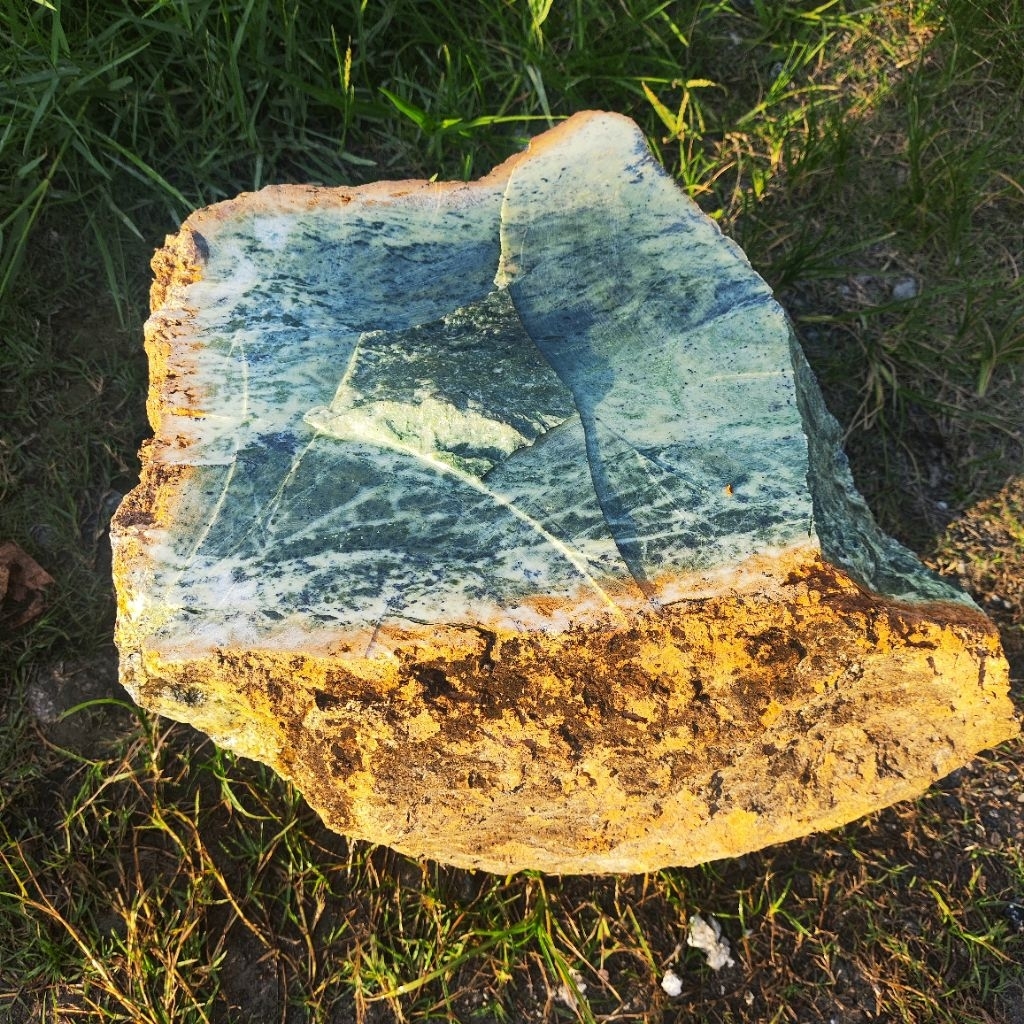 Bongkahan batu giok aceh nephritejade 70kg