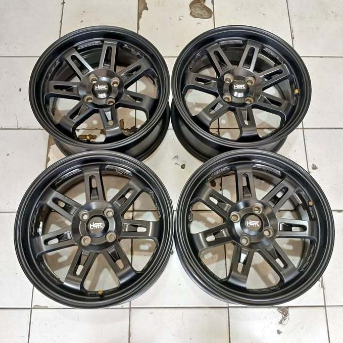 Velg Mobil Bekas Ring 16 Lubang 4 DAIMON HSR R16X7 4X100 ET40