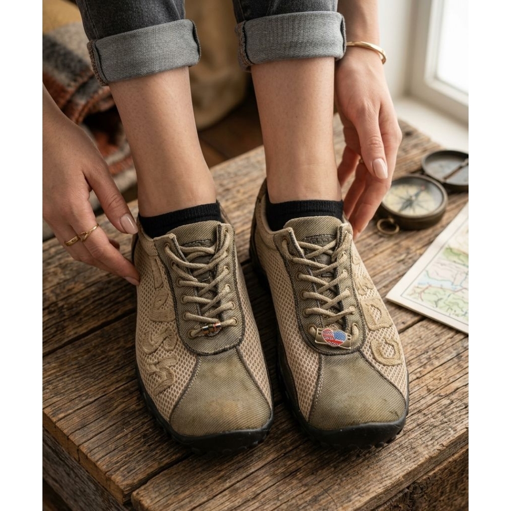 Women Sneakers Shoes Sepatu wanita merek Gosh