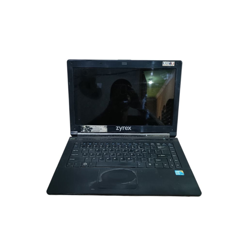 Laptop Zyrex Model B4105 Intel core i3 - Mesin Hidup - Lcd Mati - Tanpa ram dan hardisk -