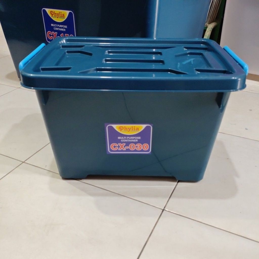 container box CX 30 Phylia badan biru