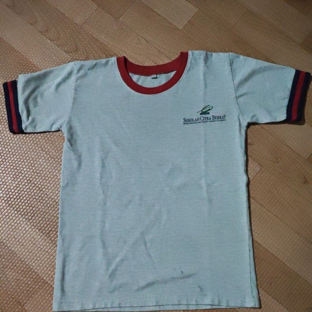 Preloved Baju Seragam Olahraga Sekolah Citra Berkat Ukuran 7