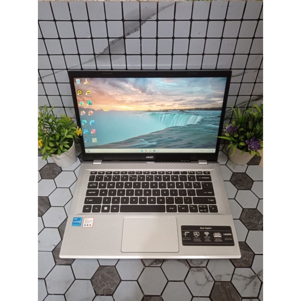 Laptop Acer Aspire 3 14 Intel Core i3 - N305 RAM 8GB SSD 512GB