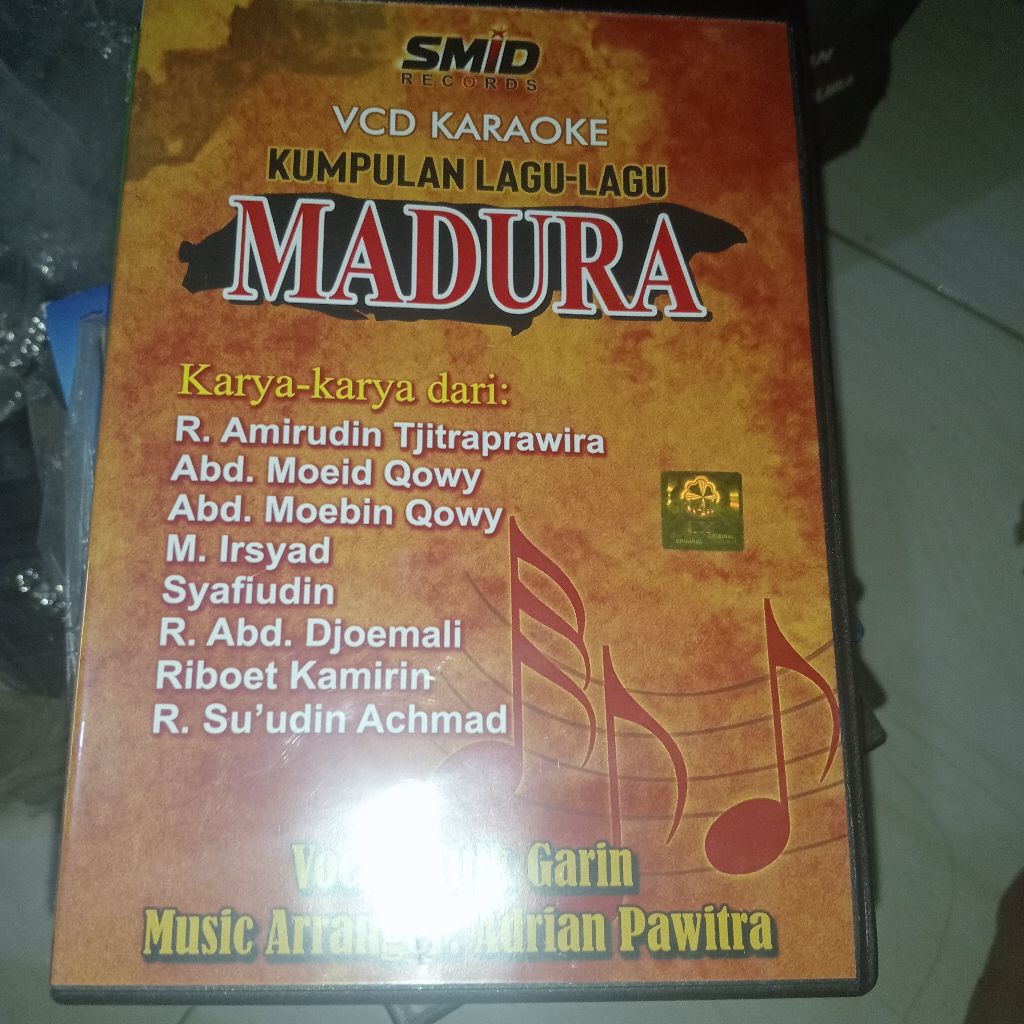 VCD karaoke lagu kenangan madura titik garin adrian pawitra