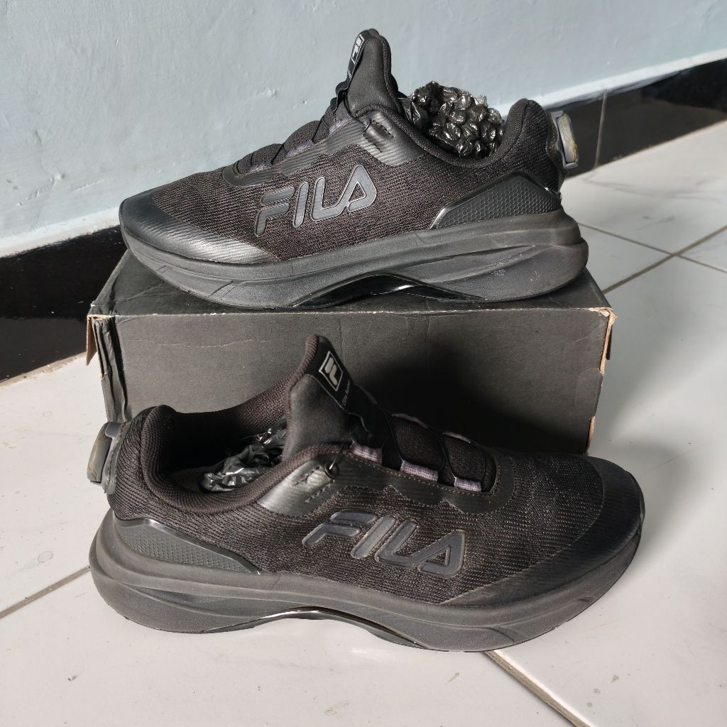 Sepatu running fila boa sz 40.5 (Second)