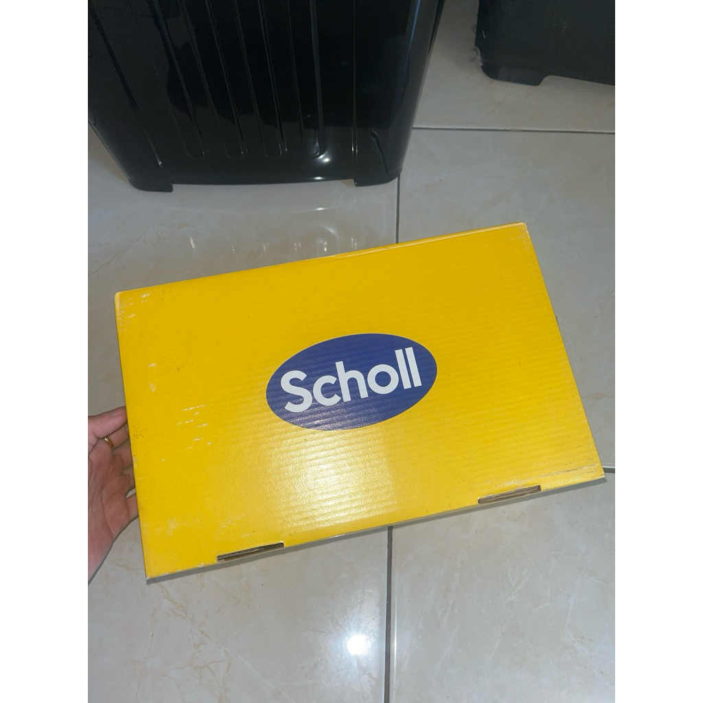 kotak sepatu asli scholl (hanya kotak)