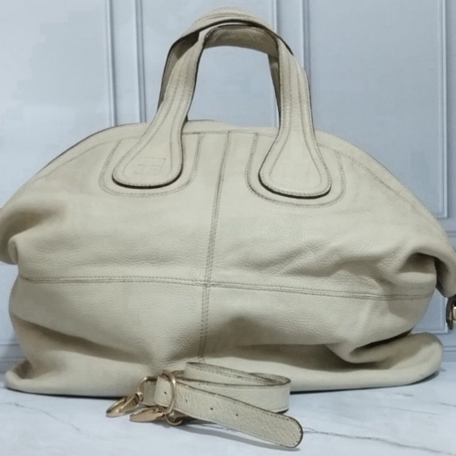 Preloved Givenchy White Nightingale bag