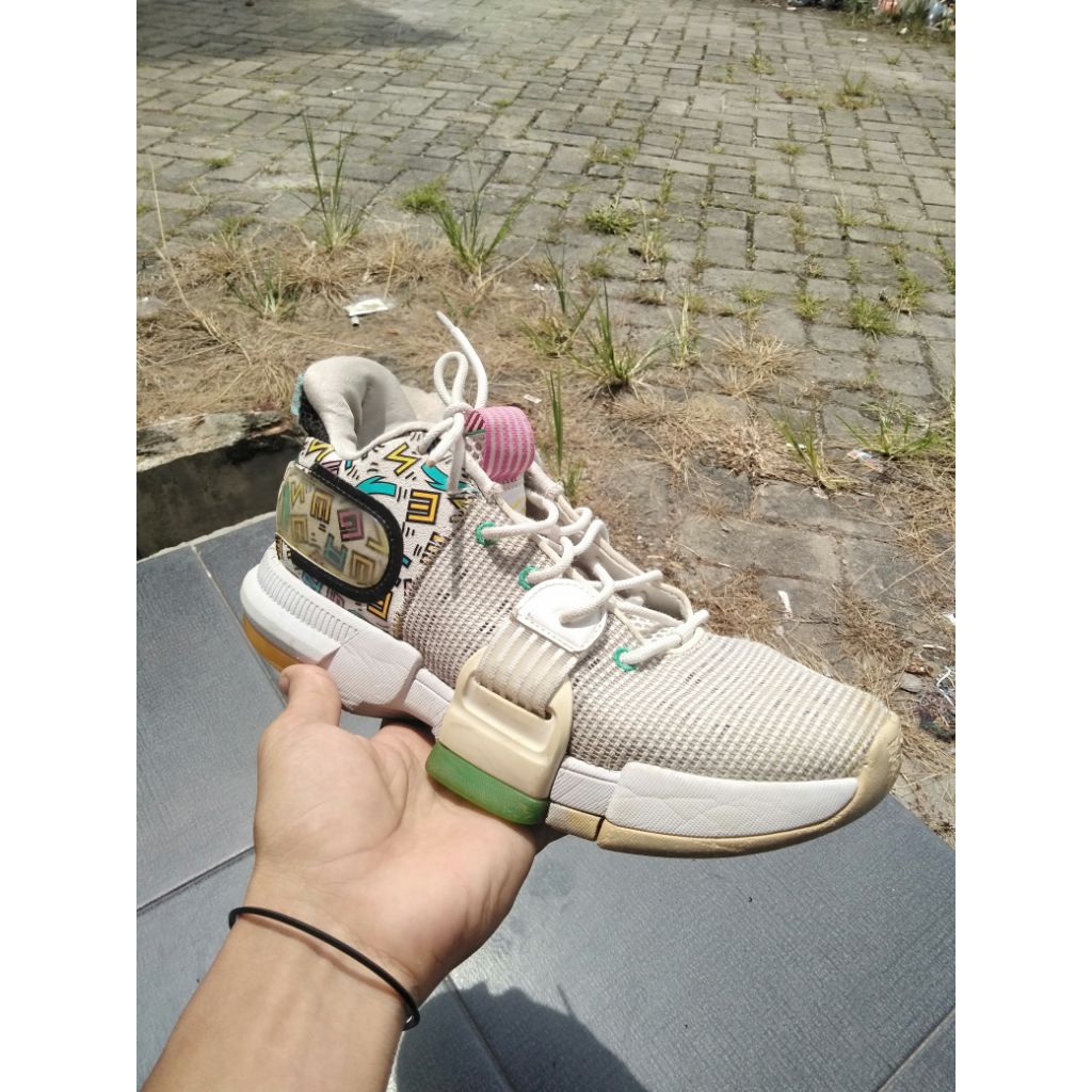 Sepatu Basket Anta Shock The Game Daringly 2.0 - Sepatu Basket Performa Tinggi Size 43 Insole 27cm K
