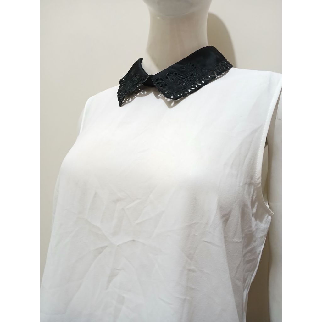 atasan putih, atasan simpel ,atasan murah, dalaman blezer simpel baju kerja preloved