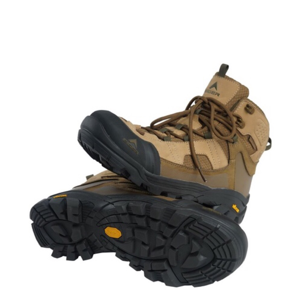 (HARGA NET / PAS) EIGER POLLOCK BROWN OUTDOOR BOOTS USED SIZE 40 25CM / SEPATU GUNUNG EIGER / EIGER 