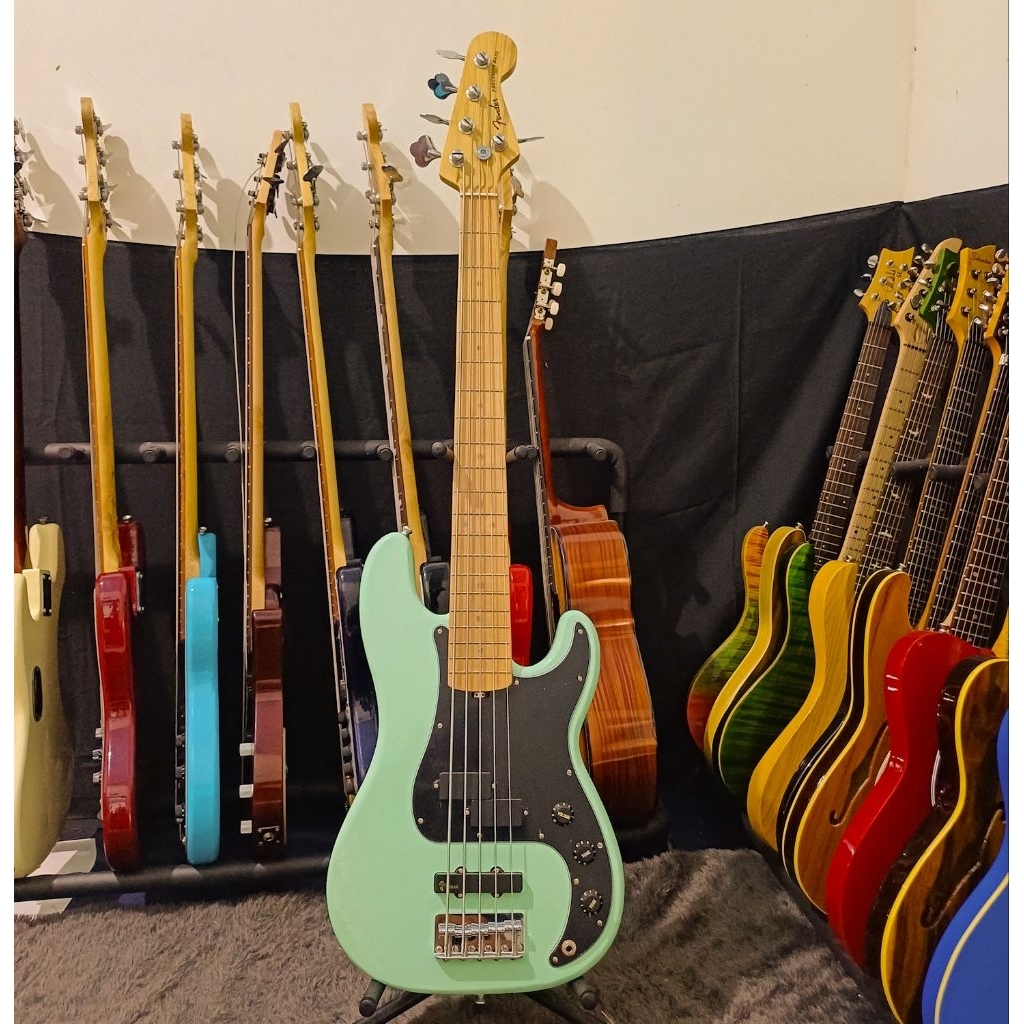 Bass Elektrik Fender Precision 5 String, Bass Elektrik Fender Precision Senar 5